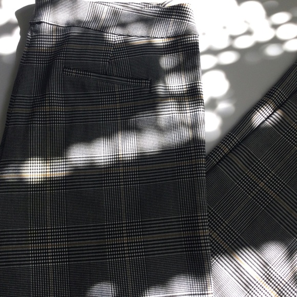 Emma & Olivia Designer Trousers Blk Beige Stripe Size 14 - Picture 4 of 6